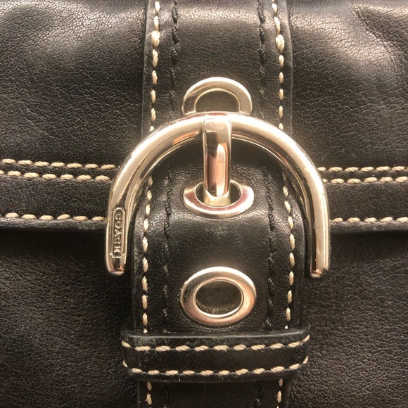 Large Coach Black Leather Wristlet with Silver Buckle - Picture 2 of 7